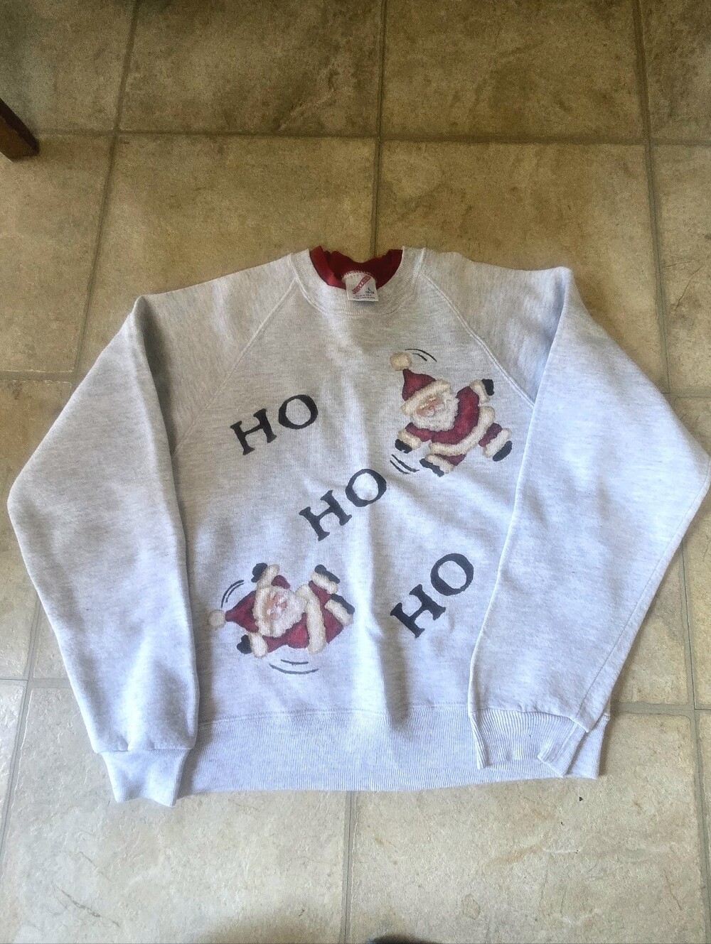 Vintage Holiday 'Ho Ho Ho' Santa Graphic Sweatshirt - Gray